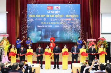 Lễ ra mắt Trung tâm Hợp tác đào tạo Việt Hàn (VKTCC)