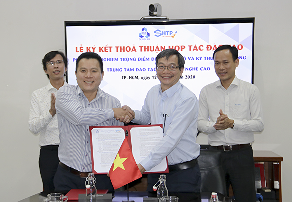 PTN TĐQG ĐIỀU KHIỂN SỐ & KỸ THUẬT HỆ THỐNG (DCSELAB) KÝ KẾT HỢP TÁC VỚI TRUNG TÂM ĐÀO TẠO KHU CÔNG NGHỆ CAO.